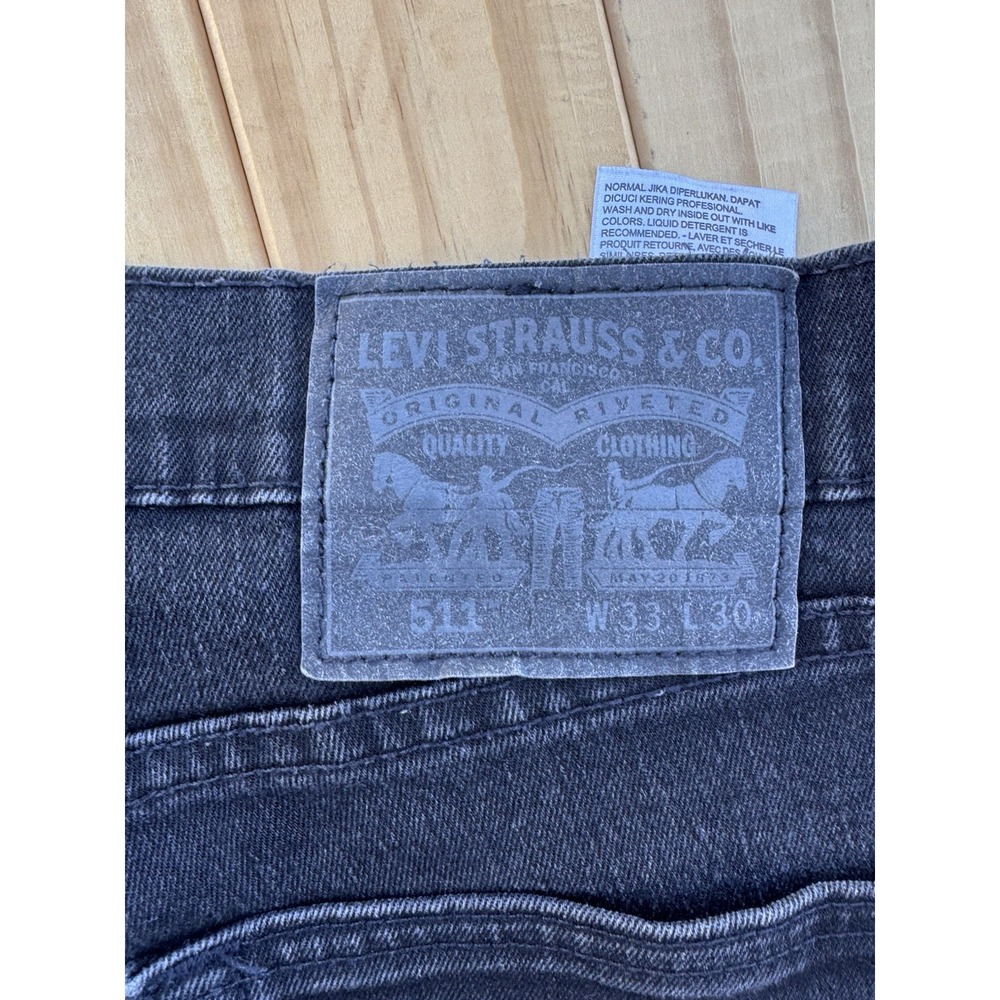 Levi's Vintage 511 slim jeans 33W 30L Levi's Men's Black Wash Jeans - Picture 11 of 11